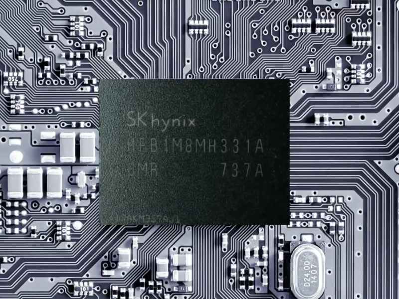 Chip, SK Hynix, semiconductor